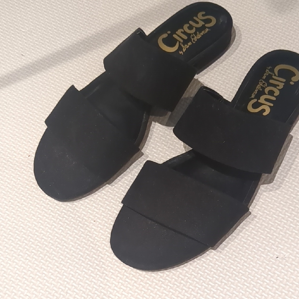 Circus by Sam Edelman Black Sandals Minimalist Design